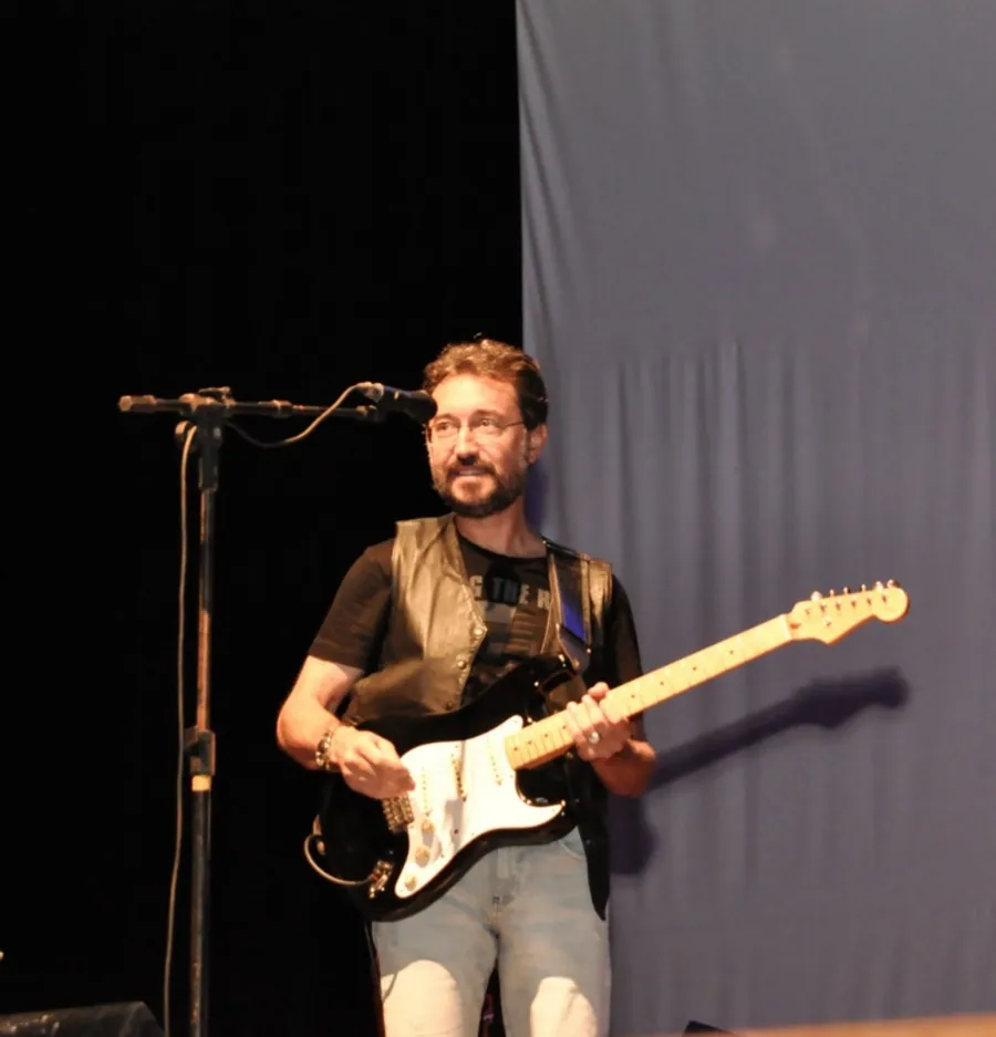 ERIC CLAPTON COVER — Bandas & DJs | Otimize Eventos