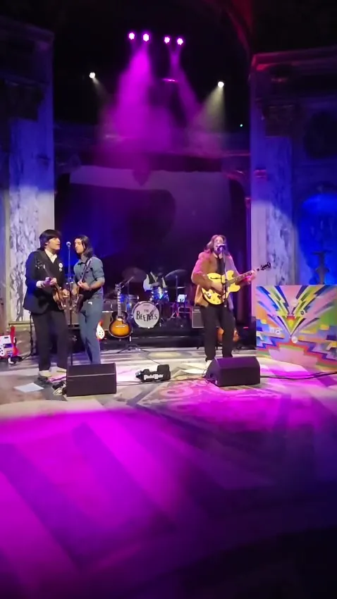 THE BEATLES COVER ao vivo