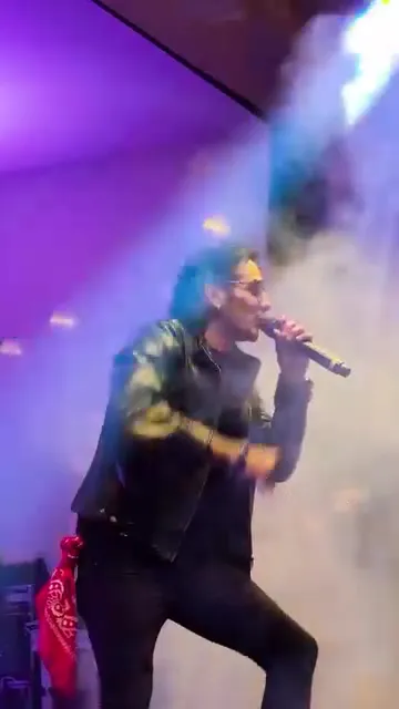 ALTA VOLTAGEM ao vivo