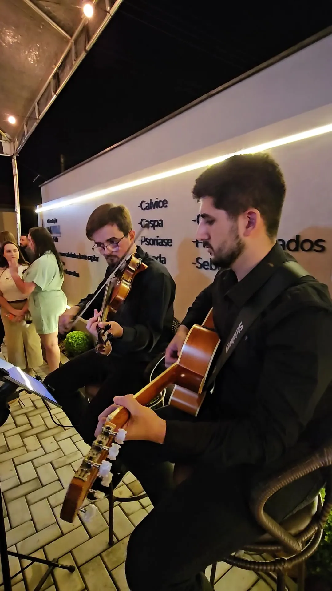 MATHEUS DA CRUZ ao vivo
